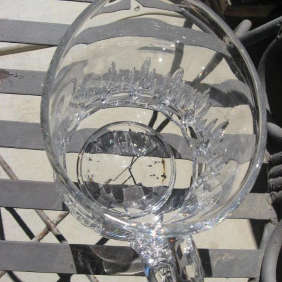 CLEAR Pitcher - Water - Large Capacity - Picture 7 of 8